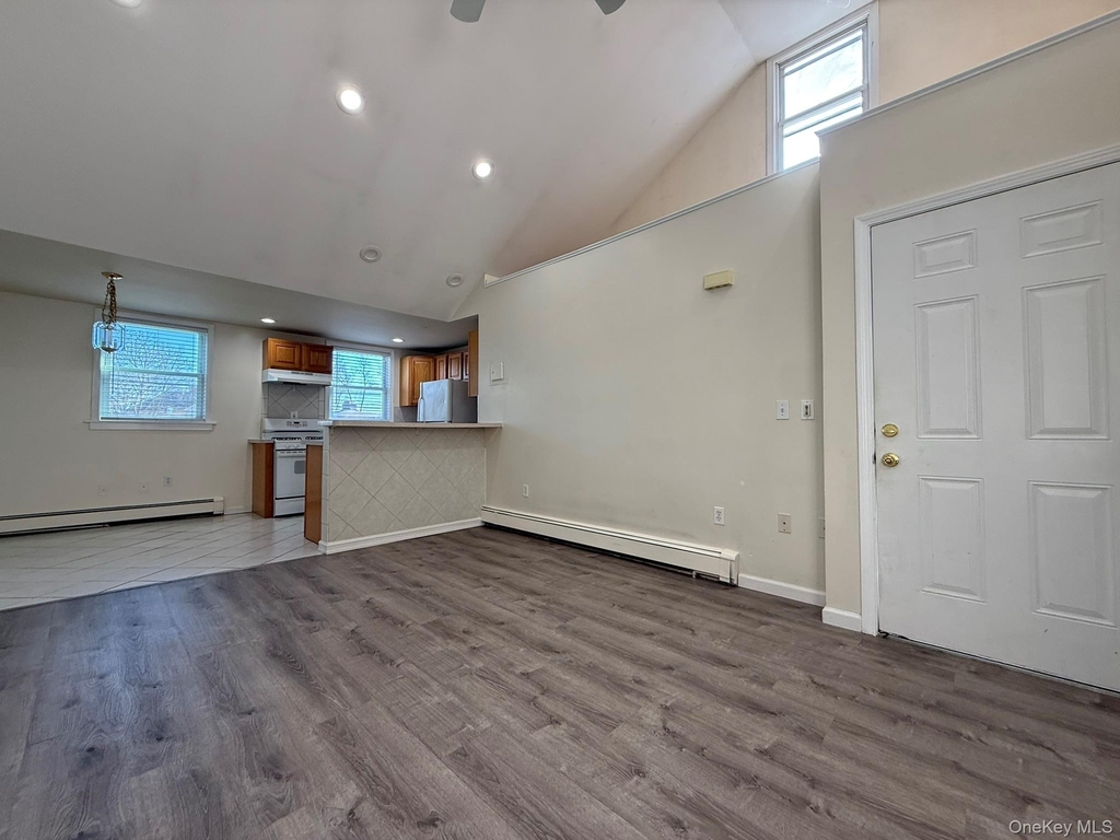 51 Schneider Avenue - Photo 1