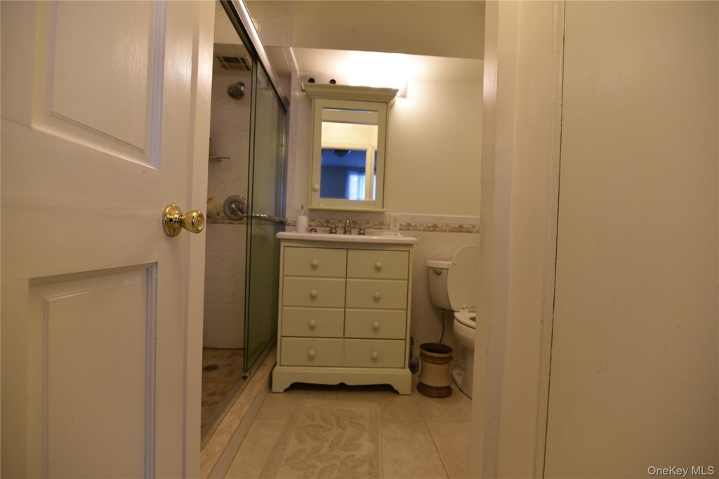 54-40 Little Neck Parkway - Photo 22
