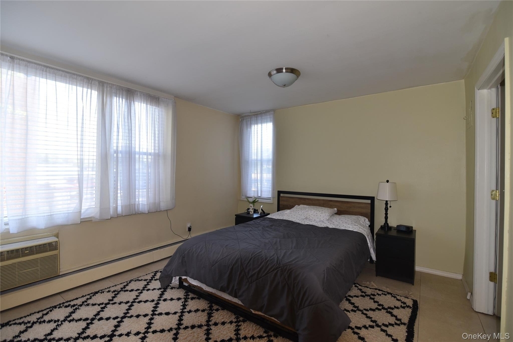 54-40 Little Neck Parkway - Photo 20