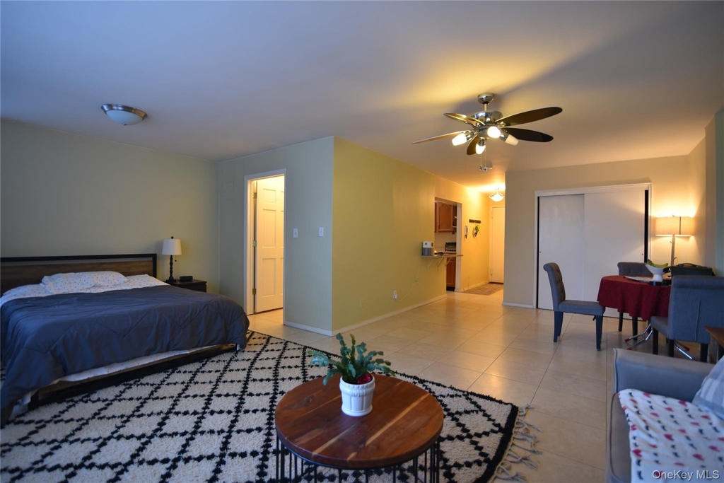 54-40 Little Neck Parkway - Photo 18