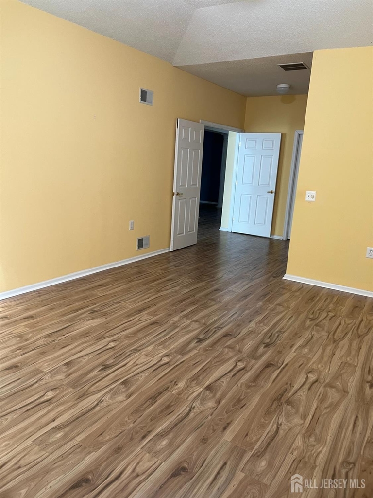 11 Umberland Place - Photo 16