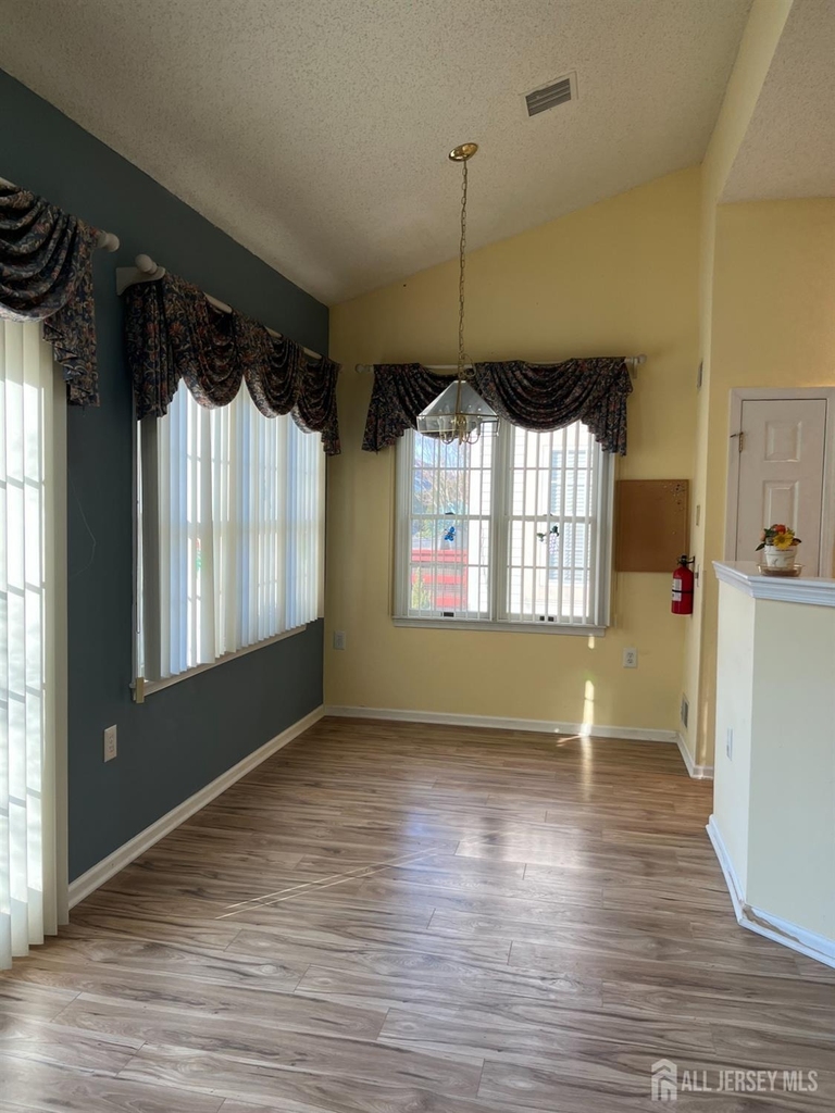 11 Umberland Place - Photo 11