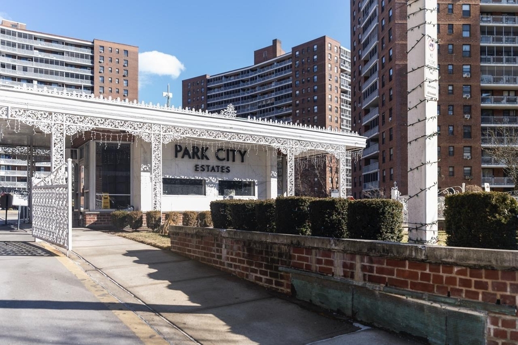 61-15 98th Street - Photo 17