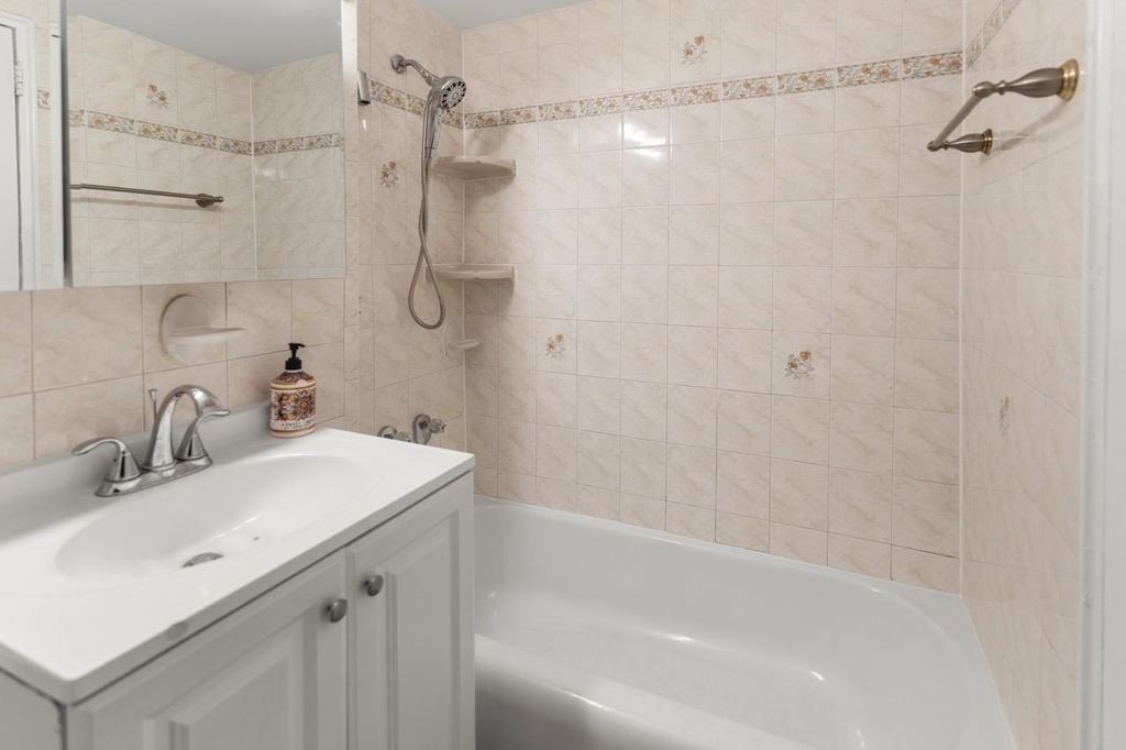 61-15 98th Street - Photo 4
