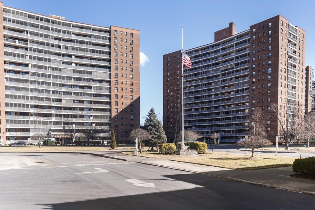 61-15 98th Street - Photo 15