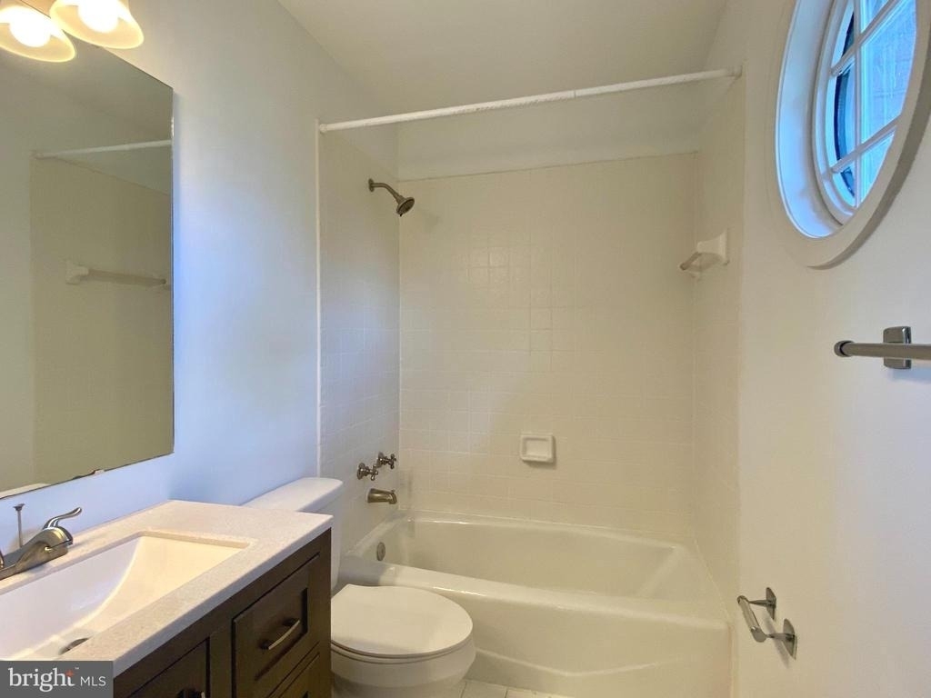 8951 Brook Road - Photo 22