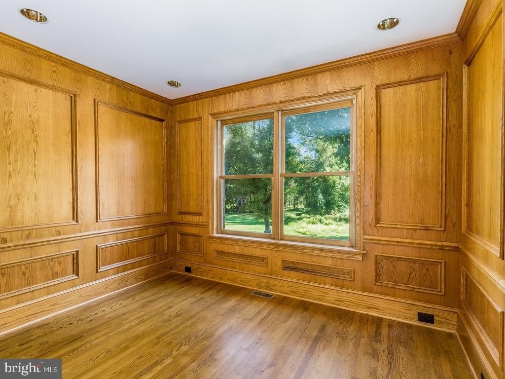 8951 Brook Road - Photo 6