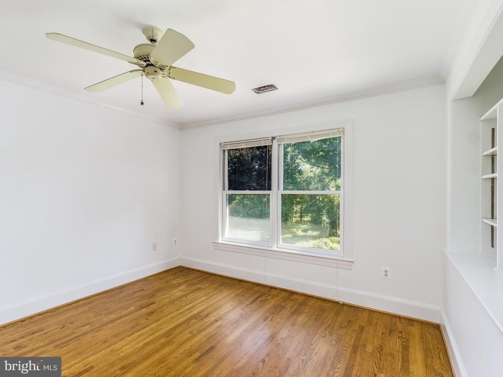 8951 Brook Road - Photo 12