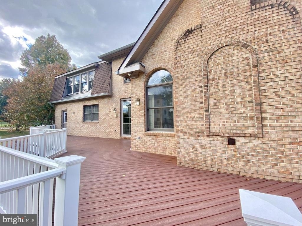 8951 Brook Road - Photo 29