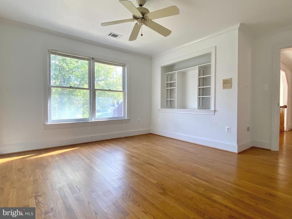 8951 Brook Road - Photo 21