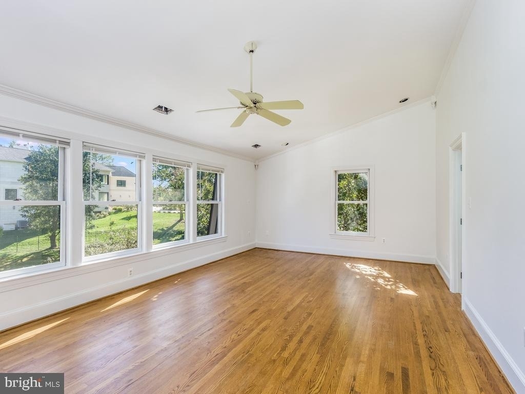 8951 Brook Road - Photo 13