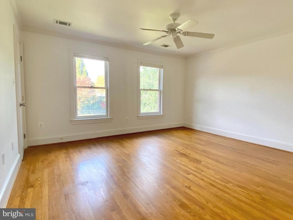 8951 Brook Road - Photo 19