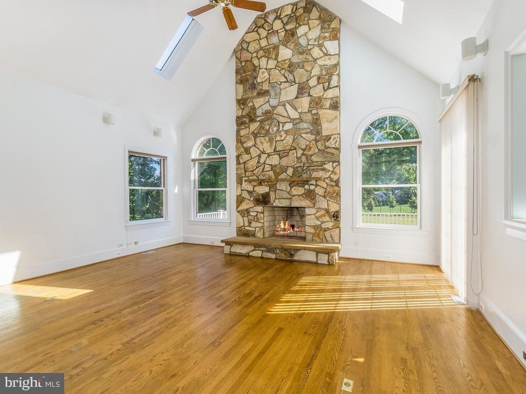 8951 Brook Road - Photo 7