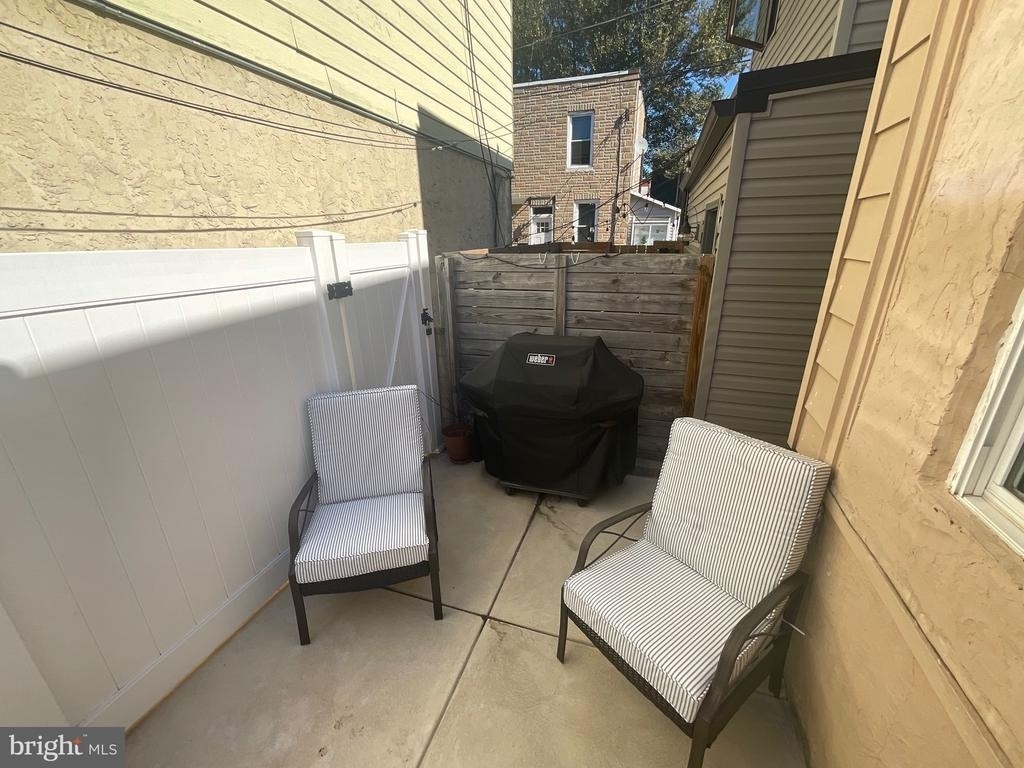 2938 E Thompson Street - Photo 19