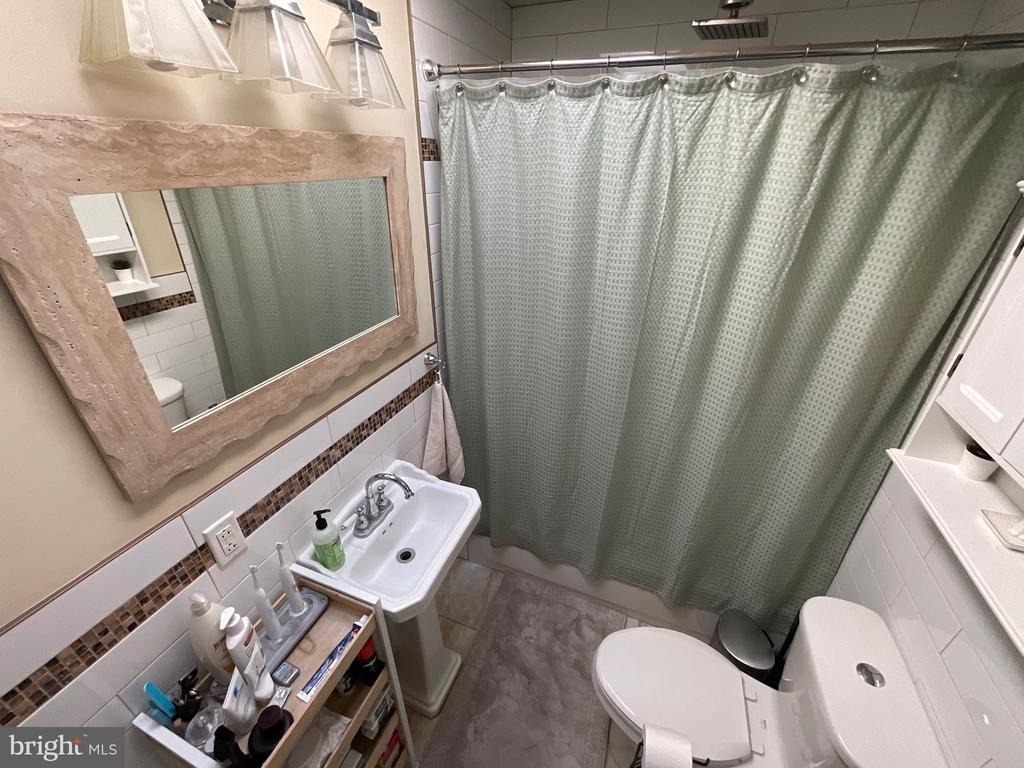 2938 E Thompson Street - Photo 15