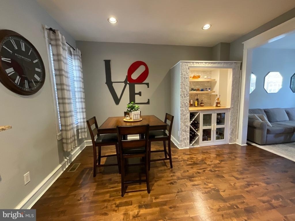 2938 E Thompson Street - Photo 4