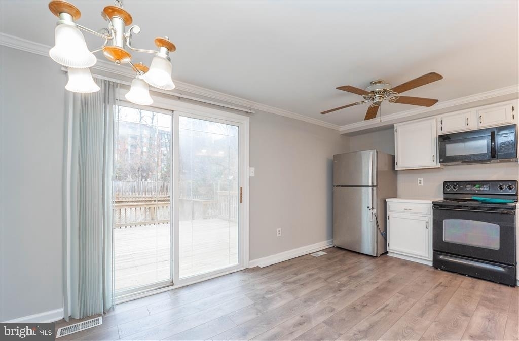 9428 Orbitan Court - Photo 26