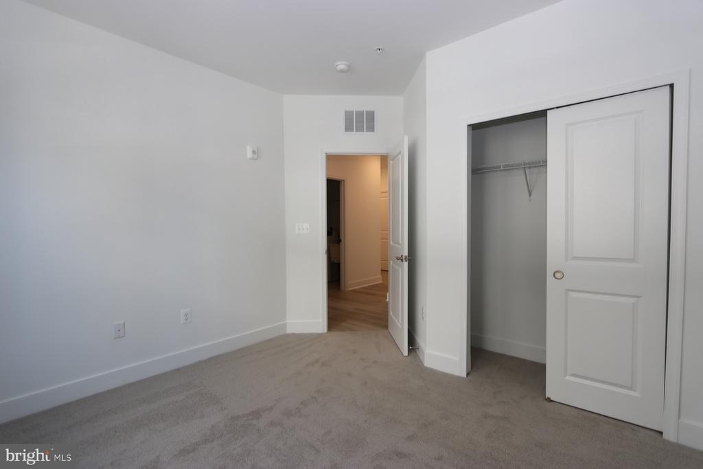 2512 W Peninsula Drive - Photo 10