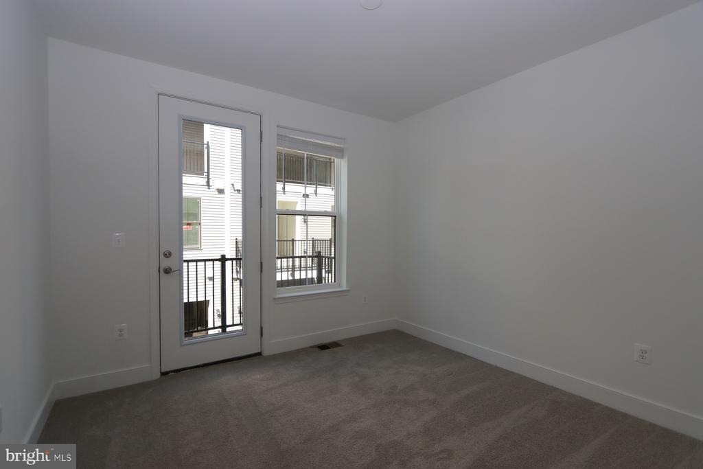 2512 W Peninsula Drive - Photo 9