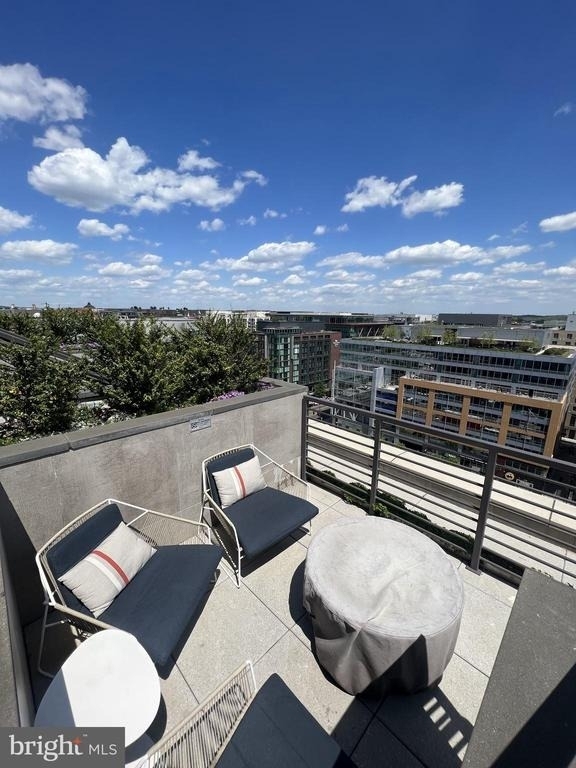 1211 Van Street Se - Photo 9