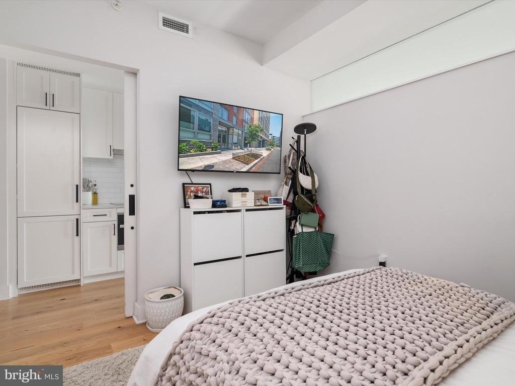 1211 Van Street Se - Photo 26
