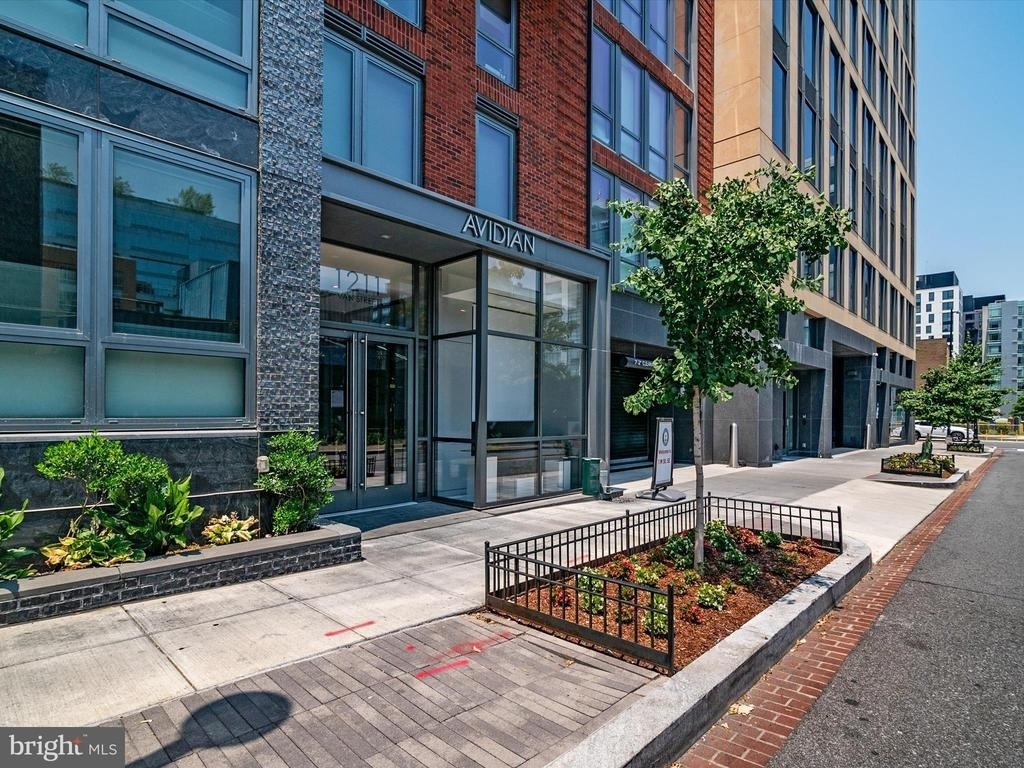 1211 Van Street Se - Photo 15