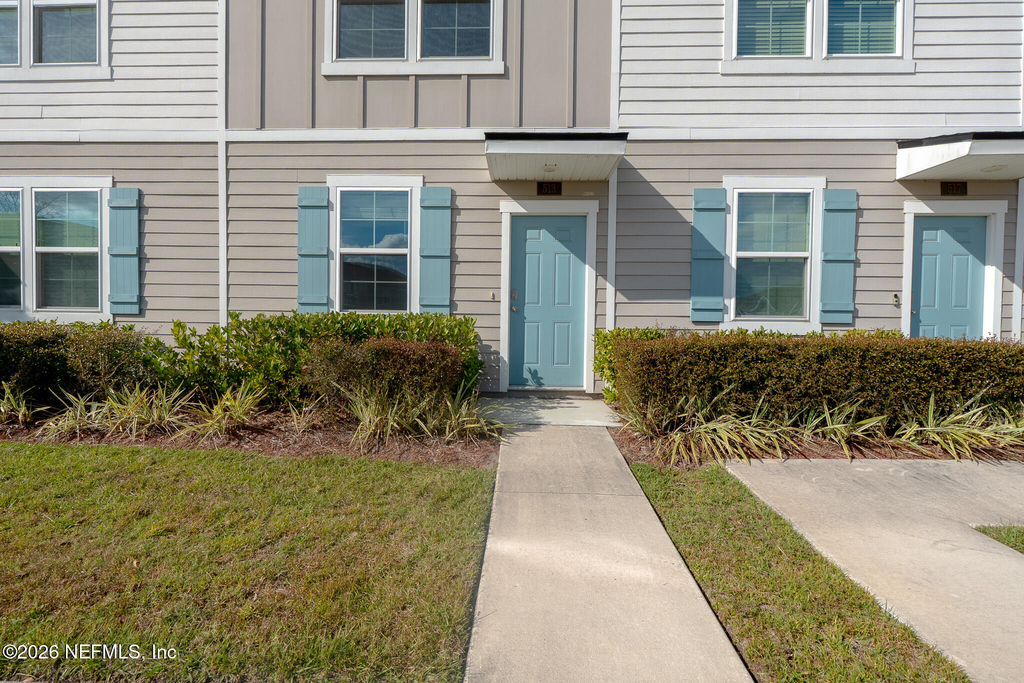 513 Spanish Oaks Way - Photo 1