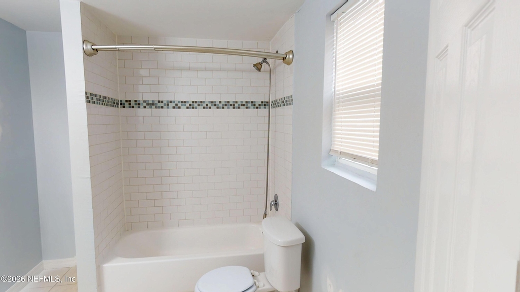 6926 Camelot Road - Photo 10