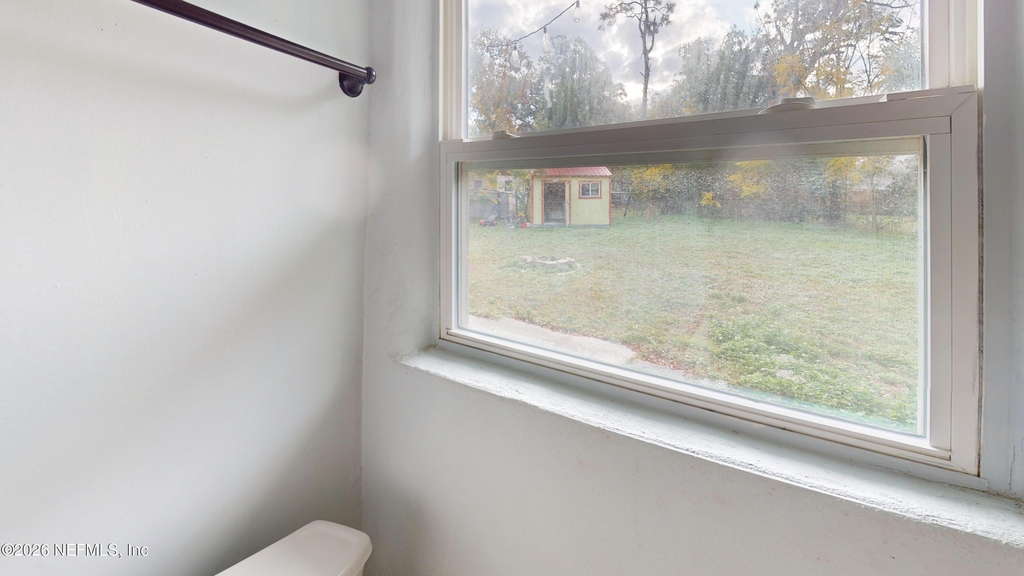 6926 Camelot Road - Photo 13