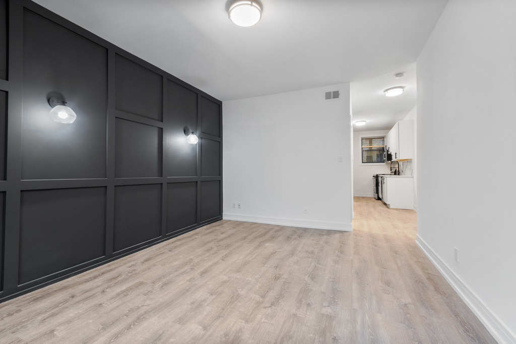 1904 N Whipple Street - Photo 7