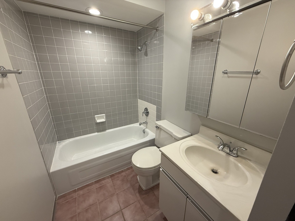 744 W Gordon Terrace - Photo 14
