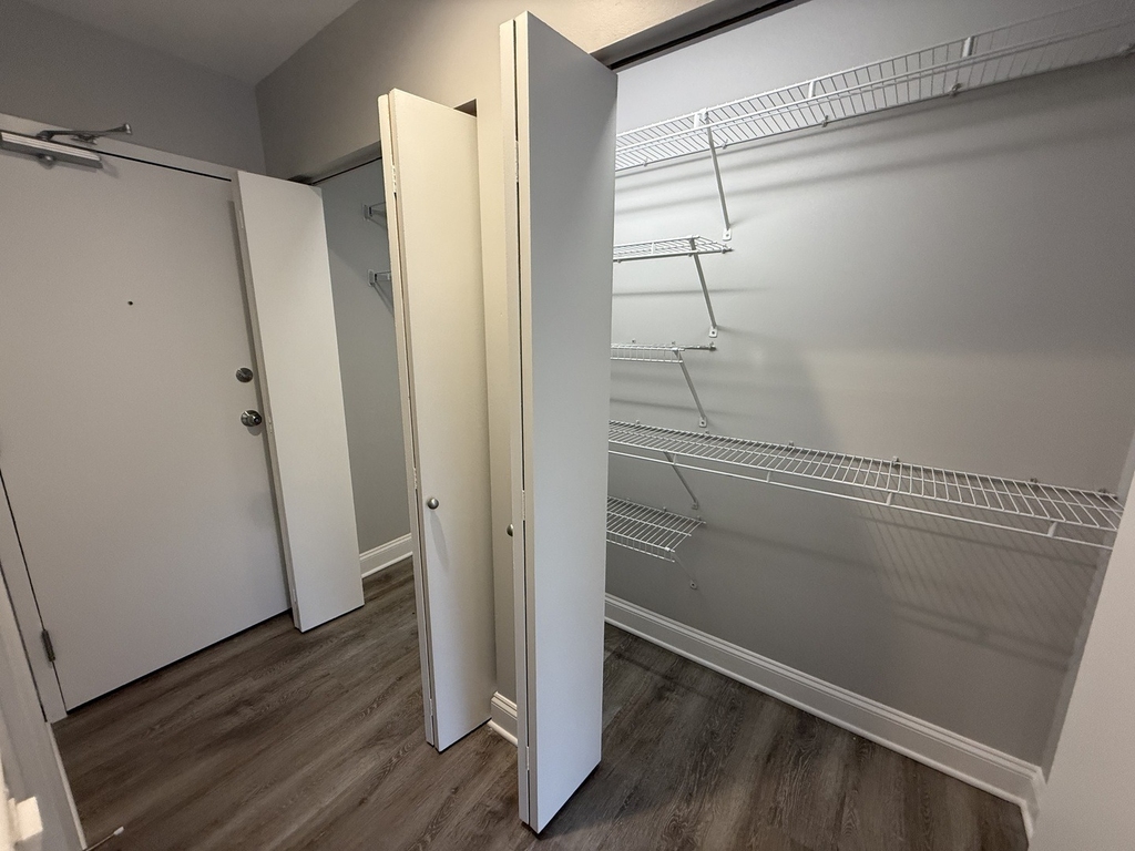 744 W Gordon Terrace - Photo 12