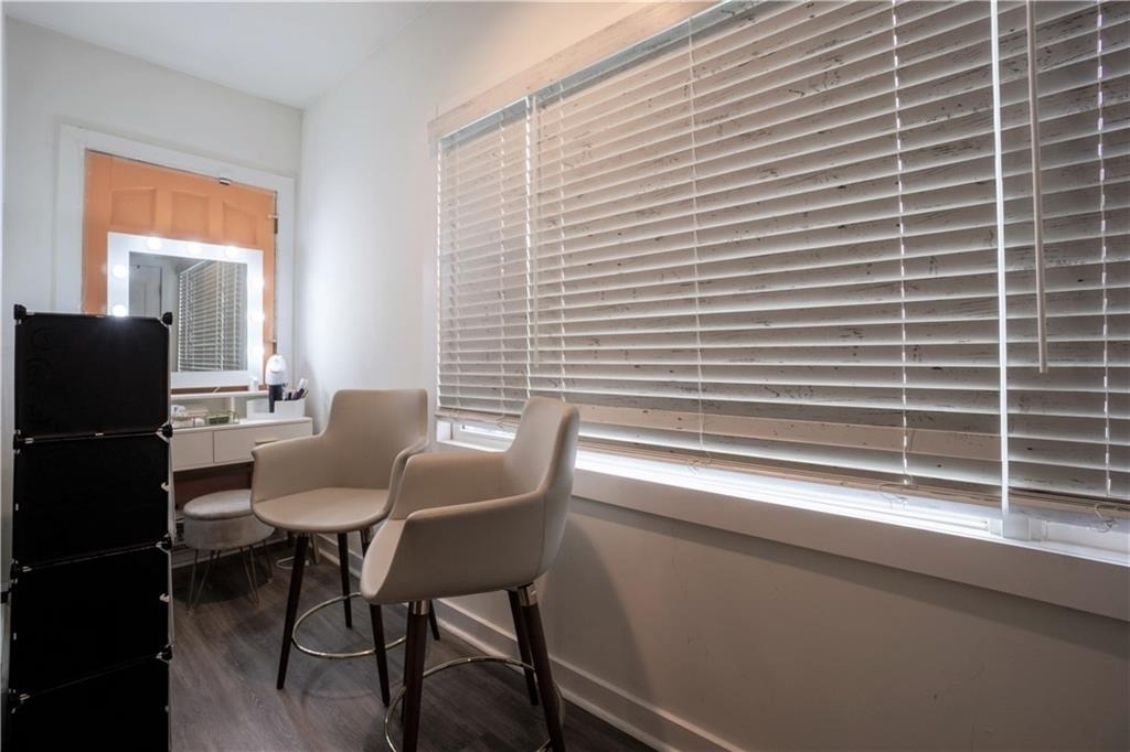 811 King Road - Photo 18