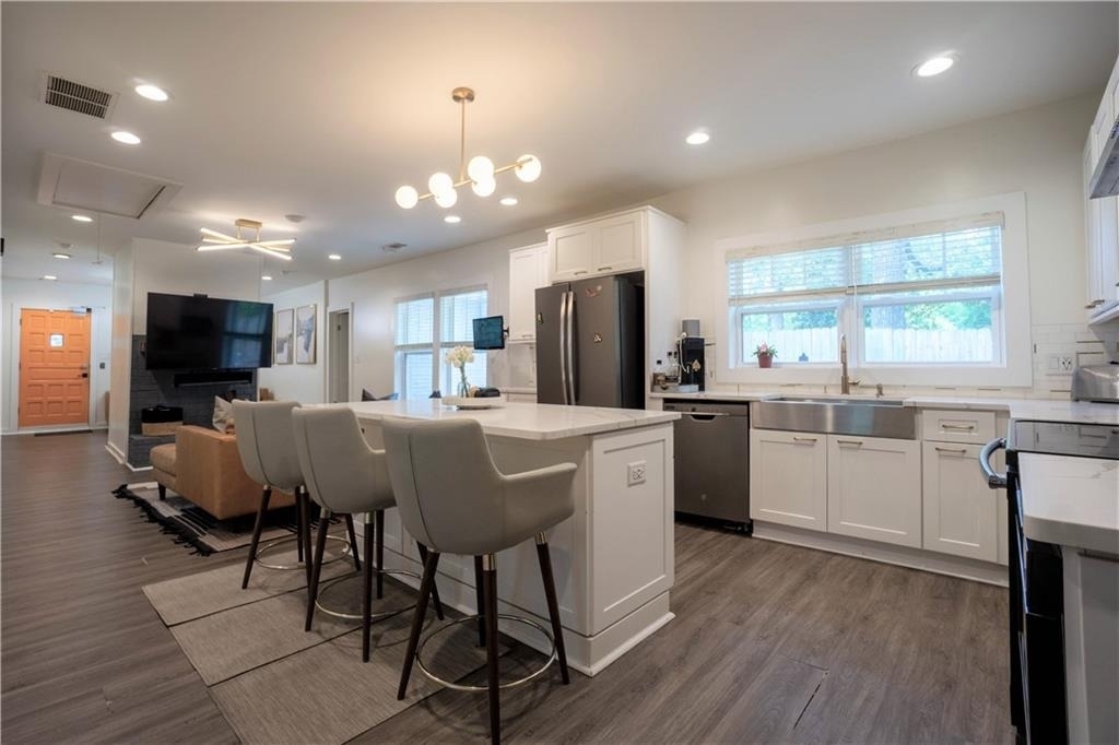 811 King Road - Photo 9