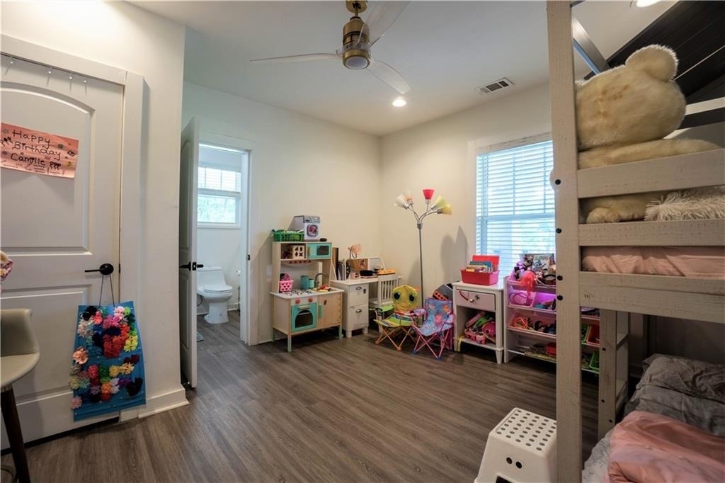 811 King Road - Photo 15