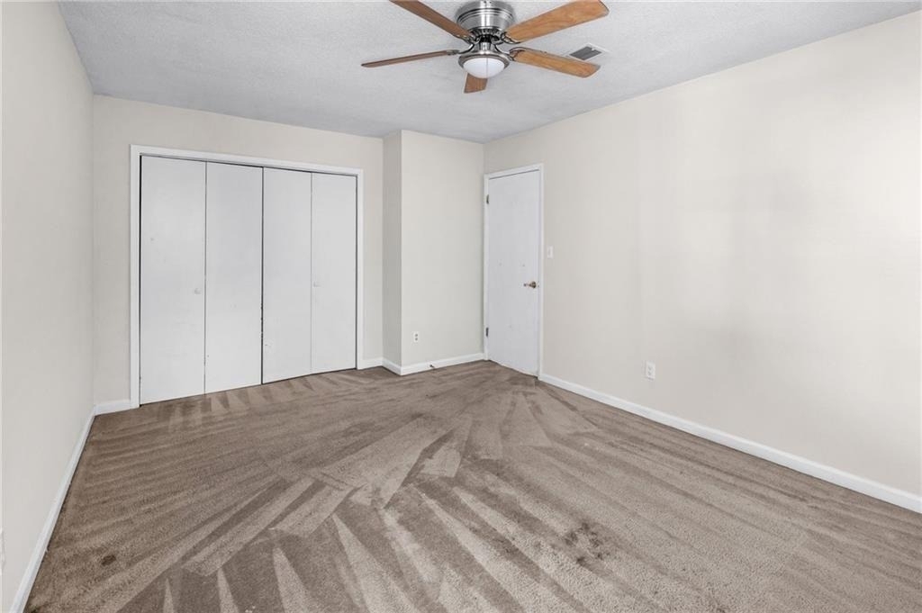 990 Chapman Lane - Photo 3
