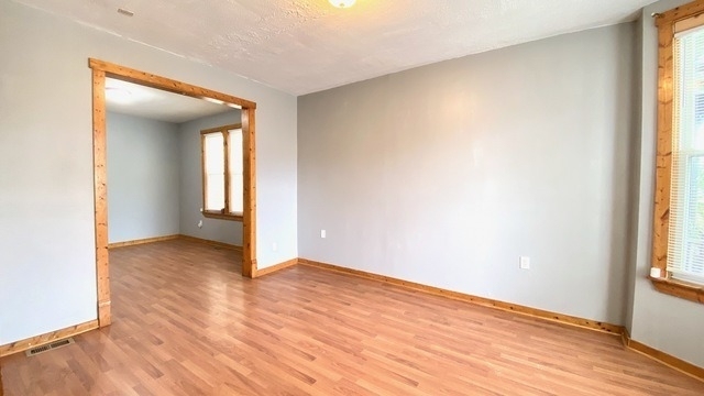 6833 S Green Street - Photo 4