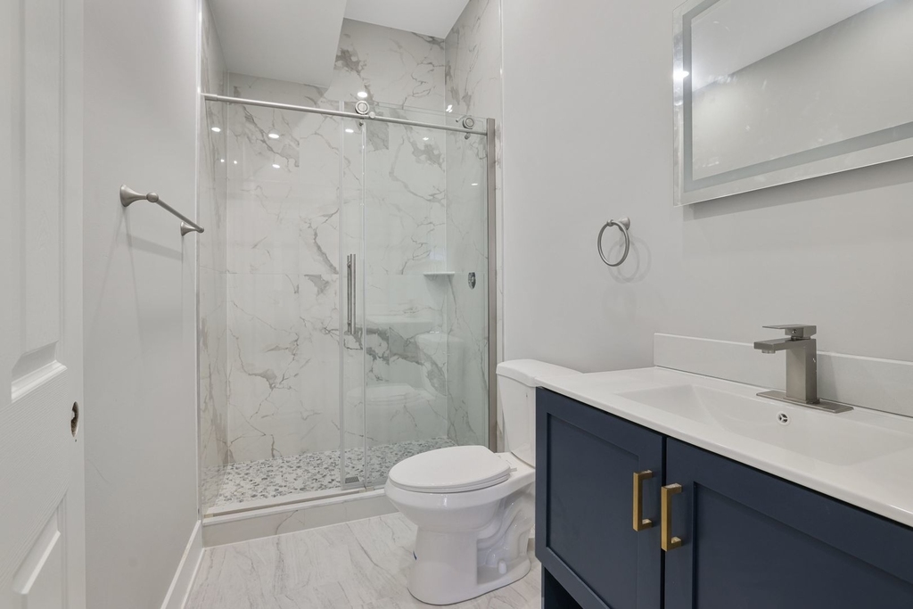 6240 W Belmont Avenue - Photo 7