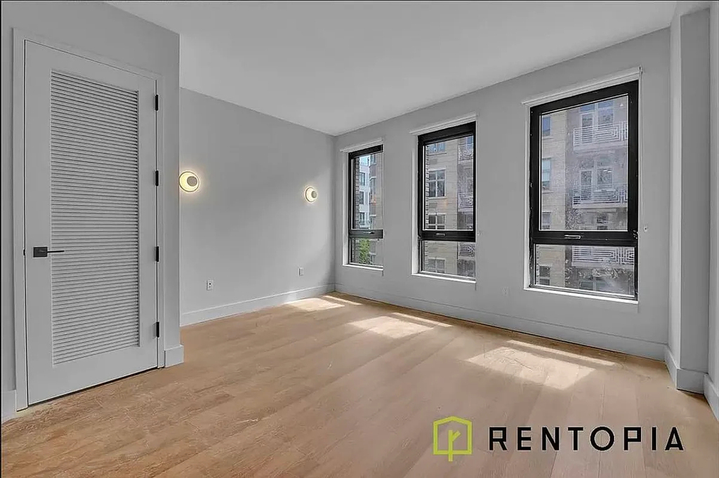130 Hope Street - Photo 3