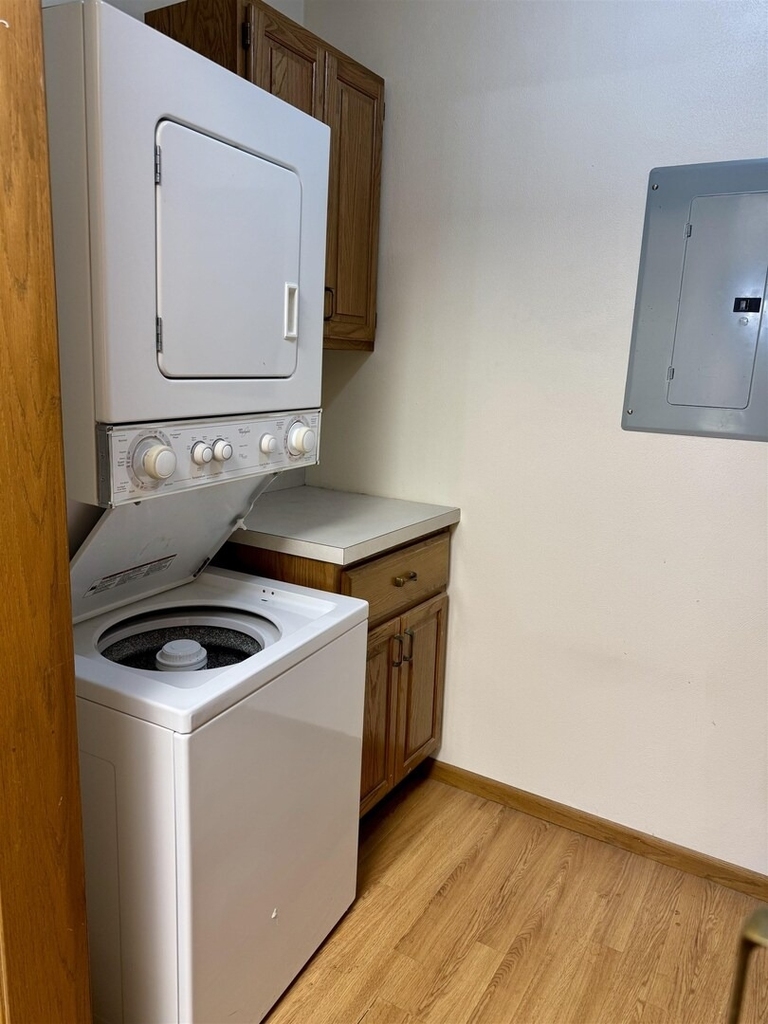 2500 Grant Street - Photo 2