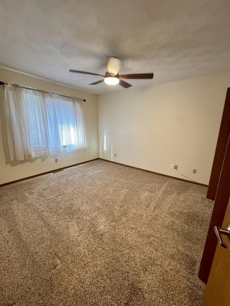 2500 Grant Street - Photo 5
