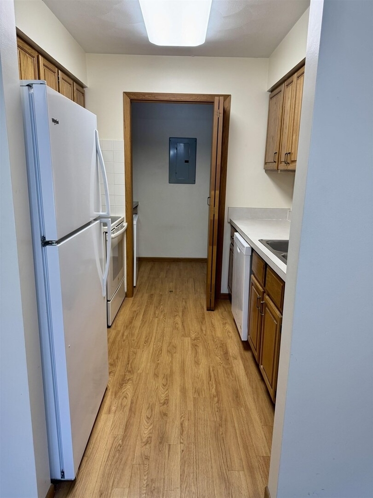 2500 Grant Street - Photo 1