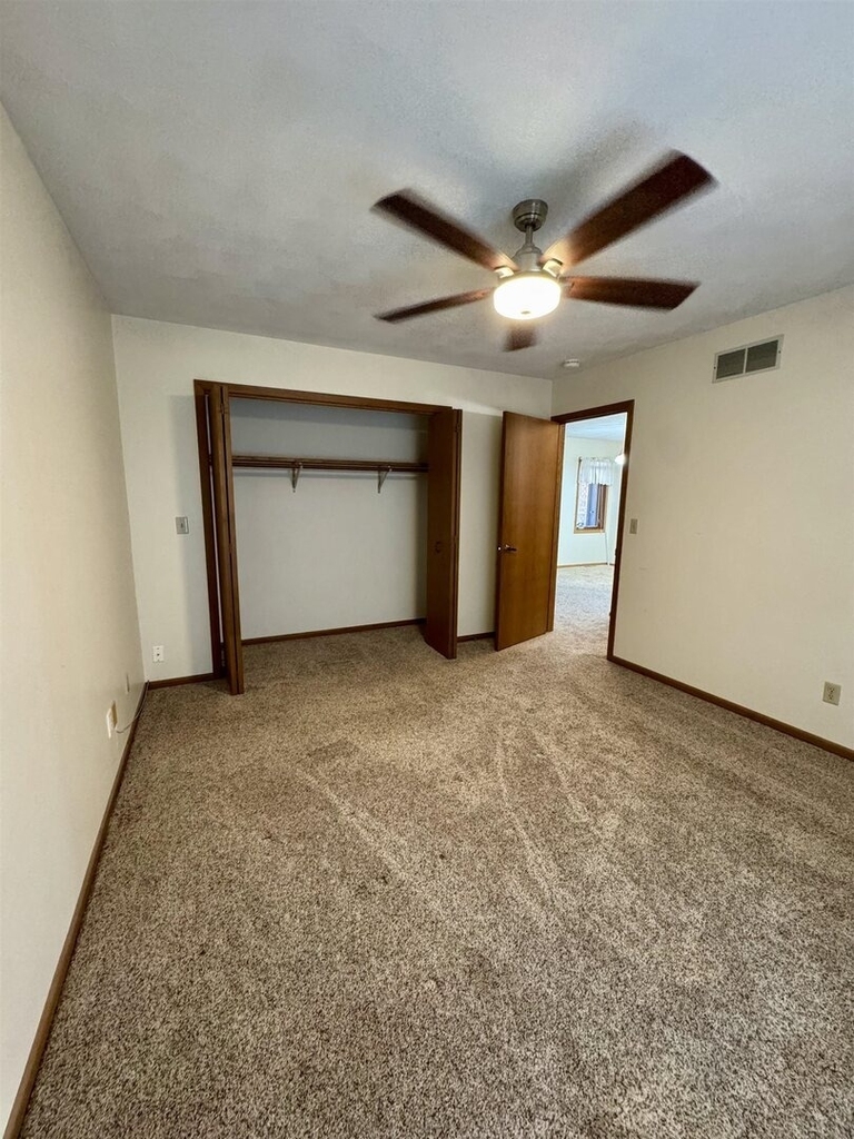 2500 Grant Street - Photo 6