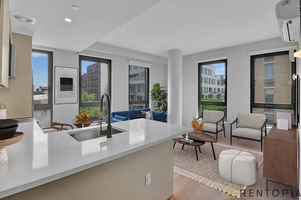 130 Hope Street - Photo 1