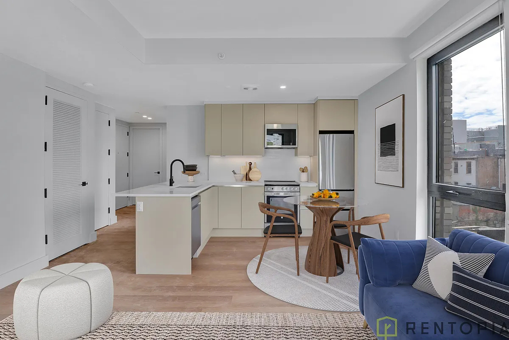 130 Hope Street - Photo 0