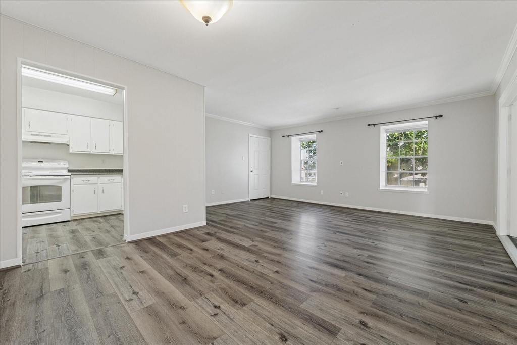 9031 Gaylord Street - Photo 6