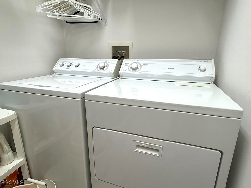 11081 Lakeland Circle - Photo 5