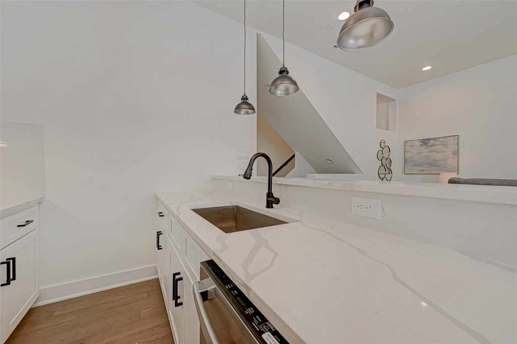 6030 Beall Street - Photo 12
