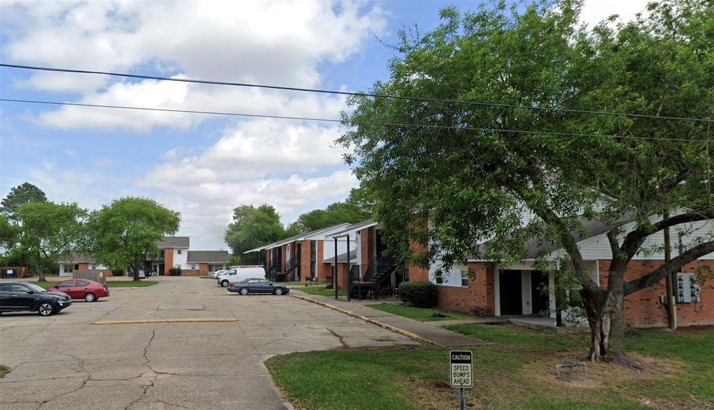 1800 W Third St - Photo 5
