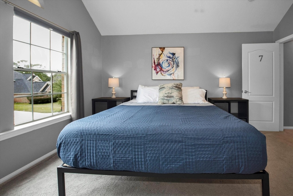 8219 Shoregrove Drive - Photo 19